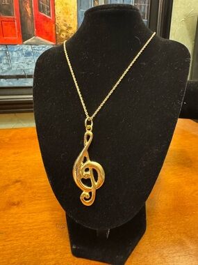 Gold Treble Clef Pendant Necklace - Women Jewelry
